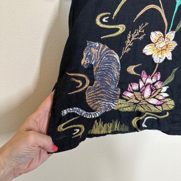 Johnny Was Maisie Easy V Neck Top Womens Size M Heavily Embroidered Linen Boho - Picture 5 of 11